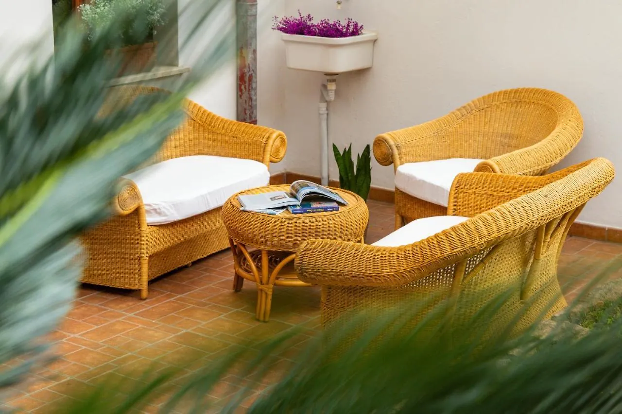 Hébergement de vacances Villa La Casa Sulla Piazza - Con Giardino à Santa Maria Navarrese