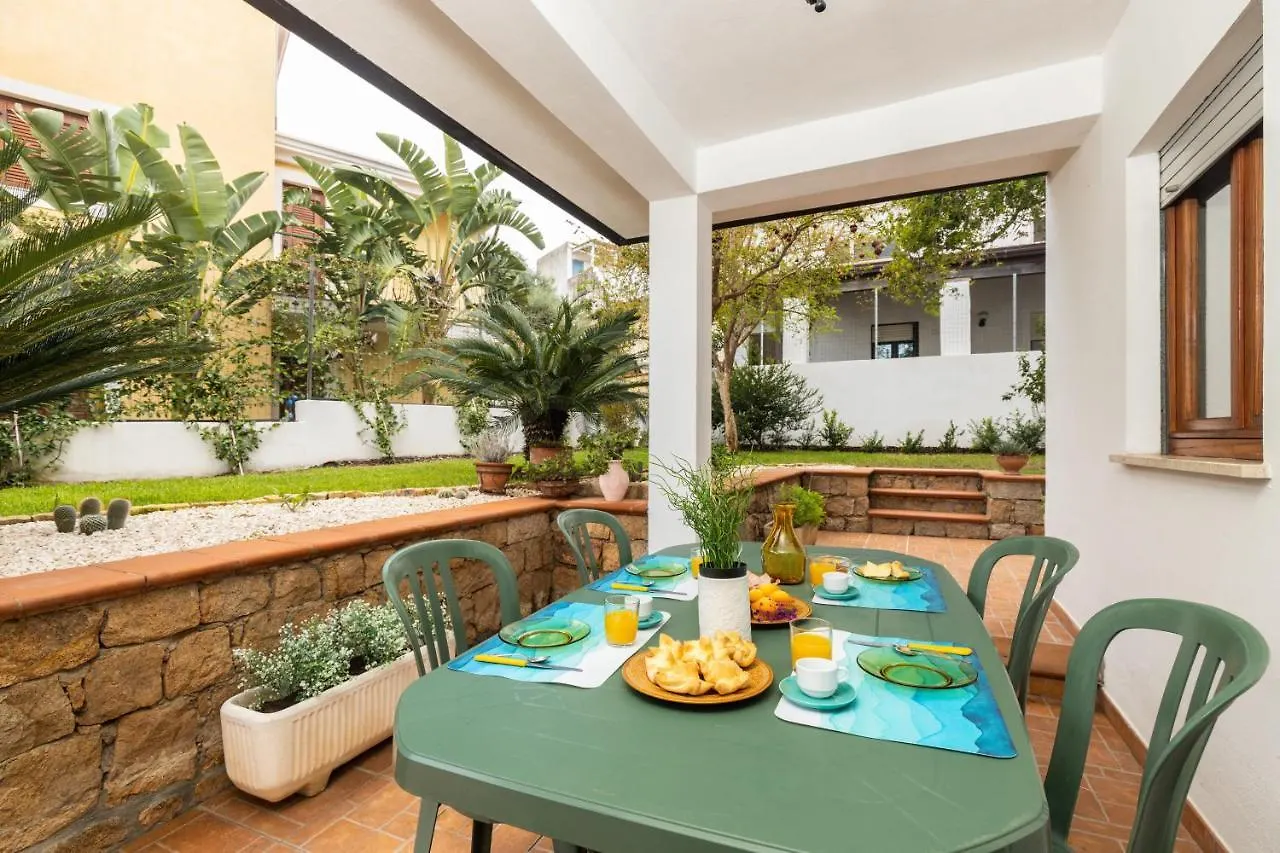 Villa La Casa Sulla Piazza - Con Giardino à Santa Maria Navarrese 0*,